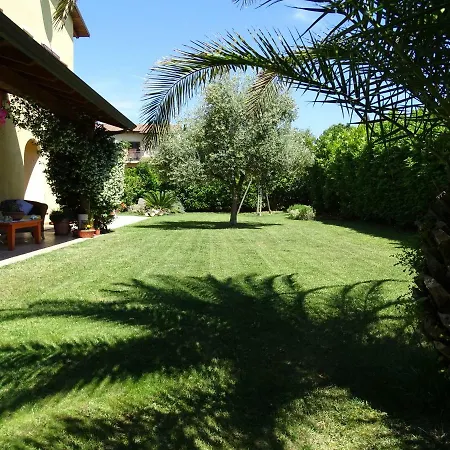 La Dolce Bed & Breakfast